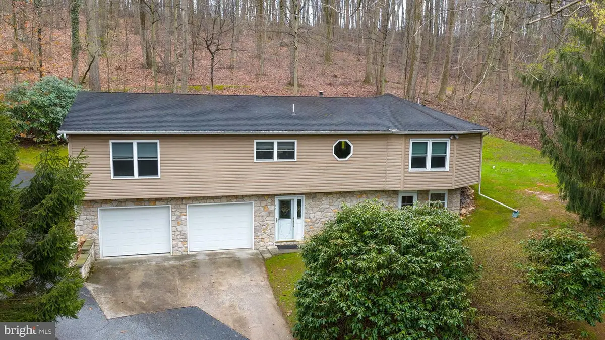42 Mount Hope School Rd, Willow Street, PA 17584 - #1