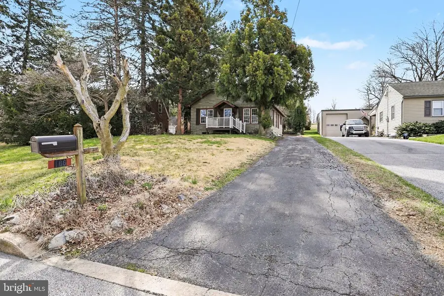 166 E New St, Mountville, PA 17554 - #3