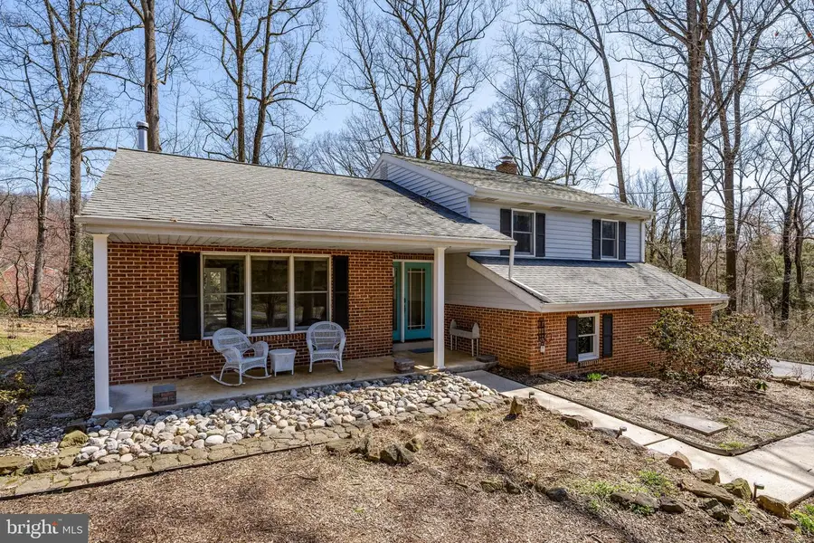 4897 Bossler Rd, Elizabethtown, PA 17022 - #2