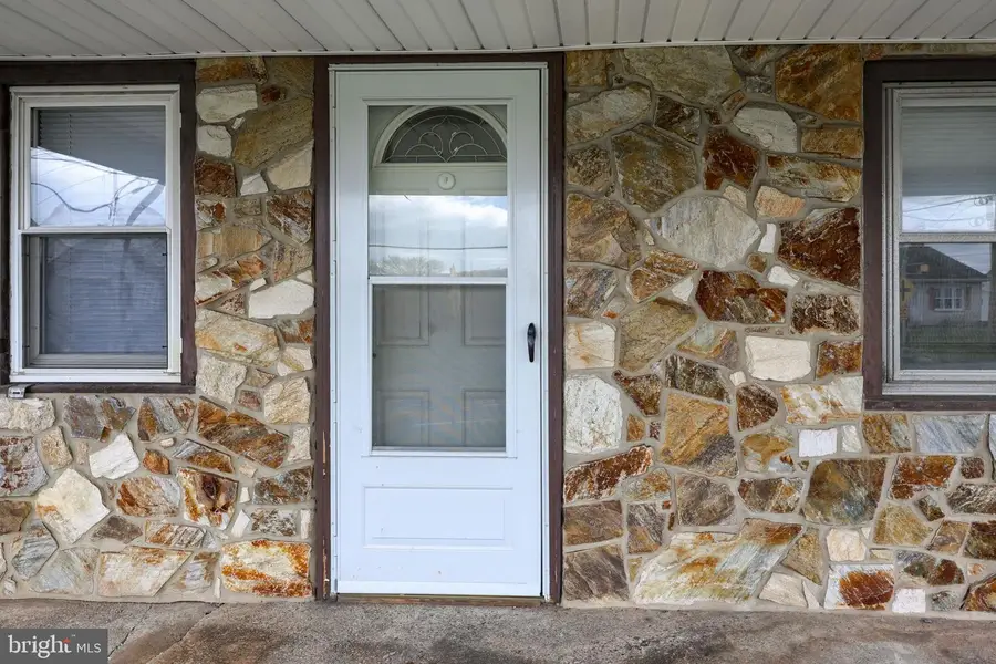 754 W Route 897, Reinholds, PA 17569 - #3