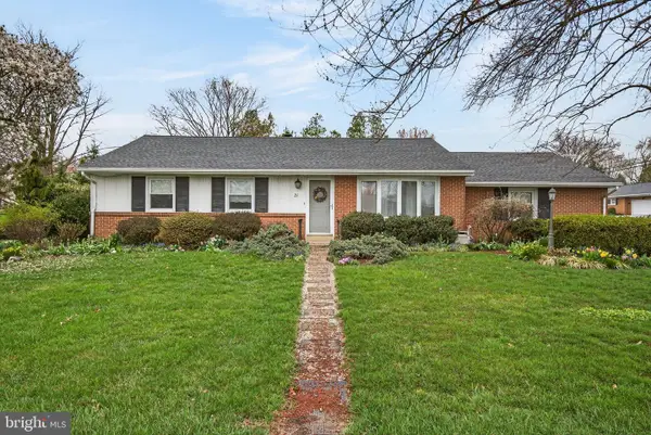 21 Violet Ave, WILLOW STREET, PA 17584