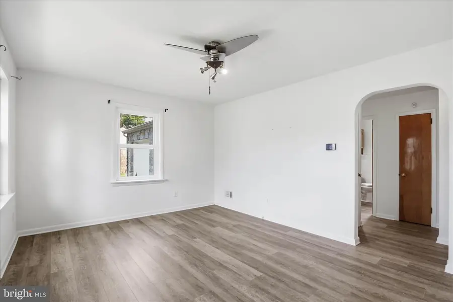 319 Dahlia Rd, Lancaster, PA 17602 - #3