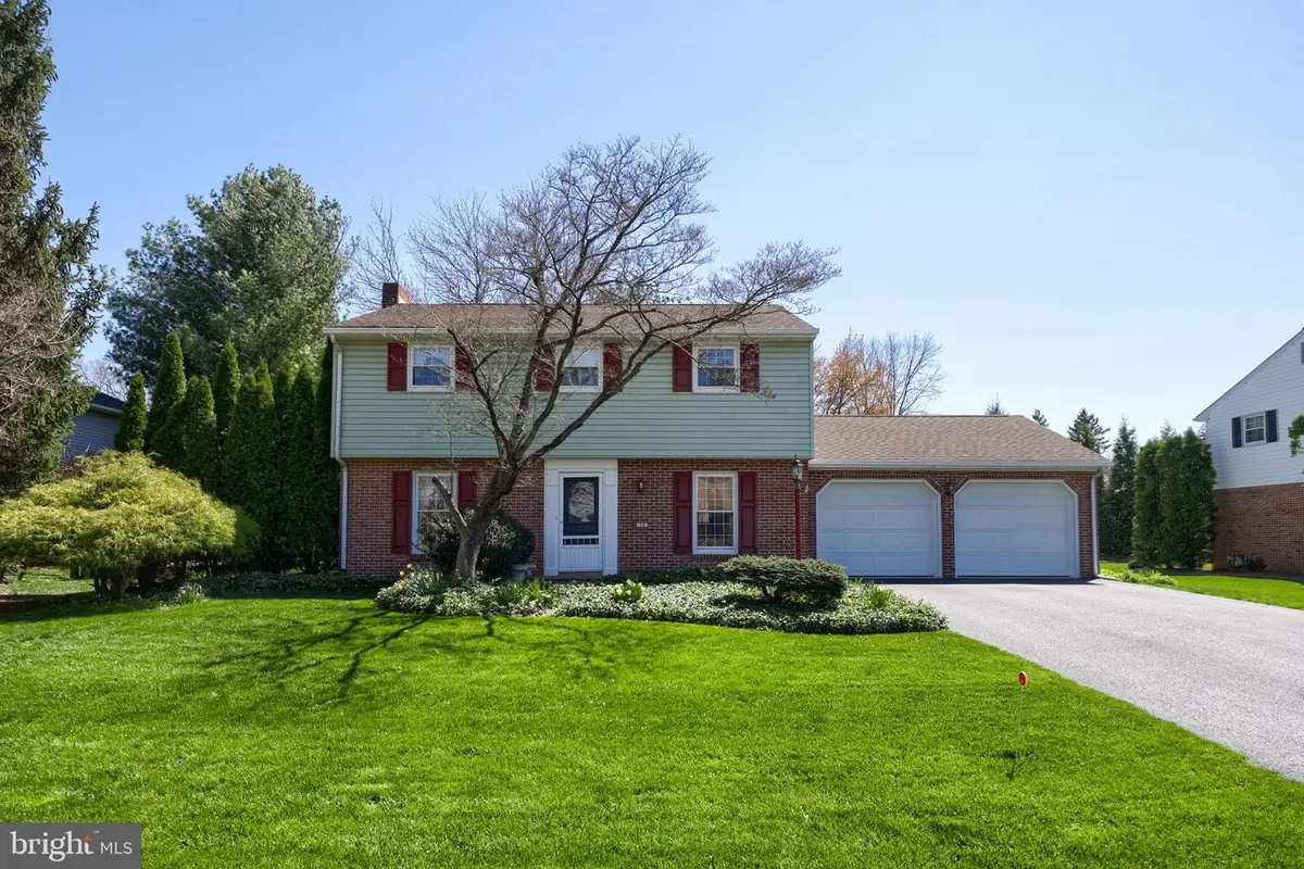 24 Blaine Ave, Leola, PA 17540 - #1