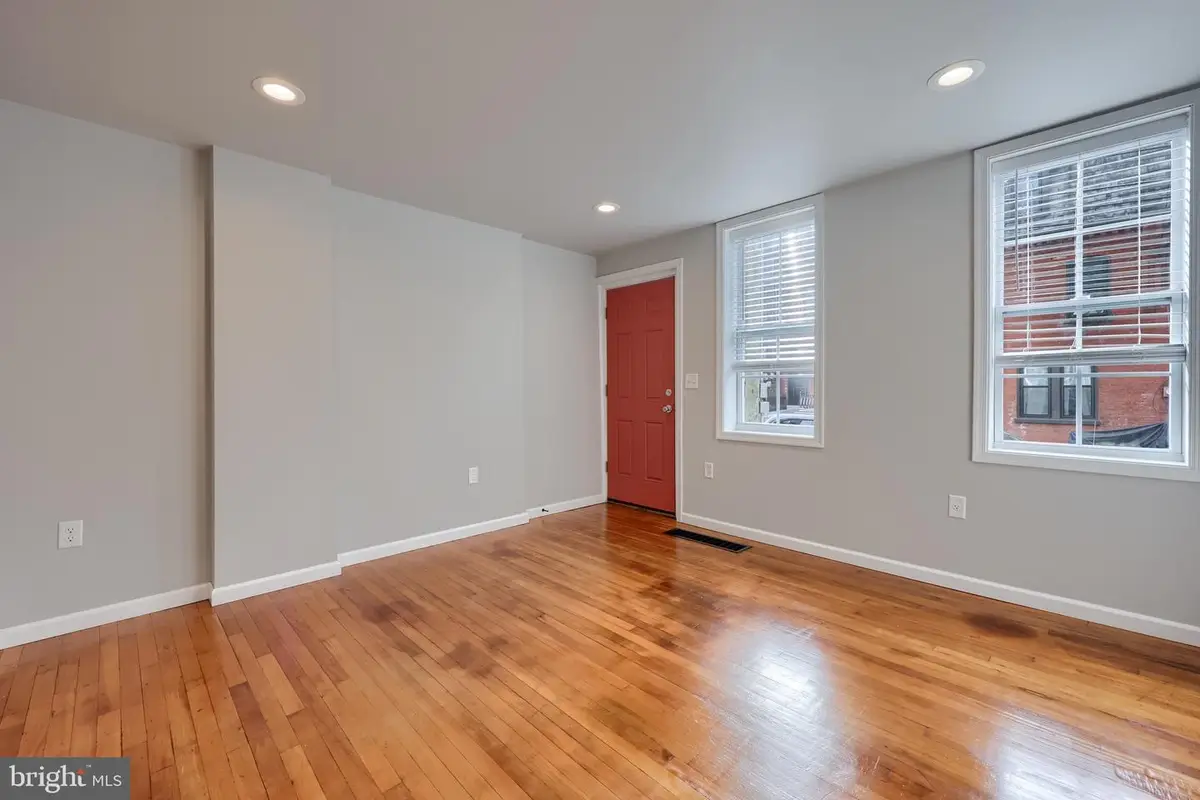 517 Manor St, Lancaster, PA 17603 - #1