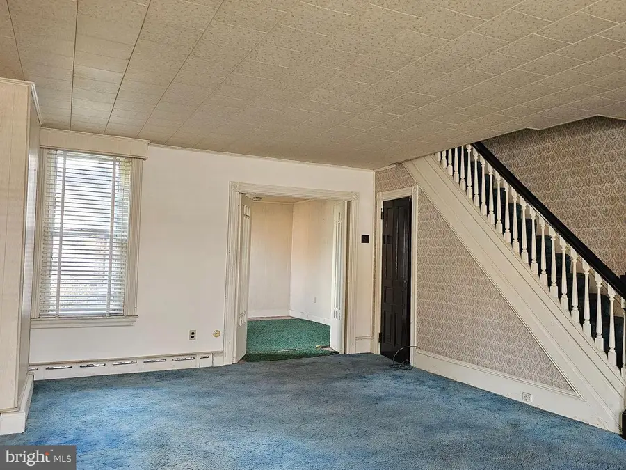 912 Locust St, Columbia, PA 17512 - #3
