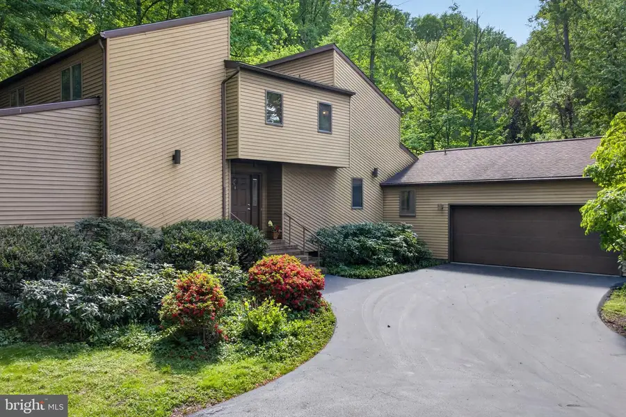 2624 Spring Valley Rd, Lancaster, PA 17601 - #2
