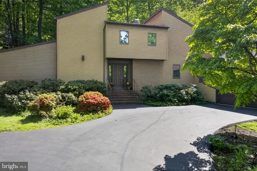 2624 Spring Valley Rd, Lancaster, PA 17601 - #3