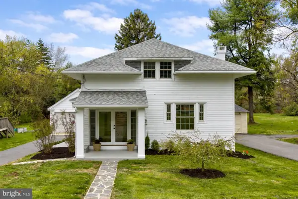 1451 New Holland Pike, LANCASTER, PA 17601