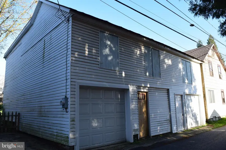 108 S Spruce St, Lititz, PA 17543 - #3