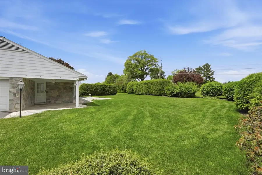 701 Pershing Ave, Ephrata, PA 17522 - #3
