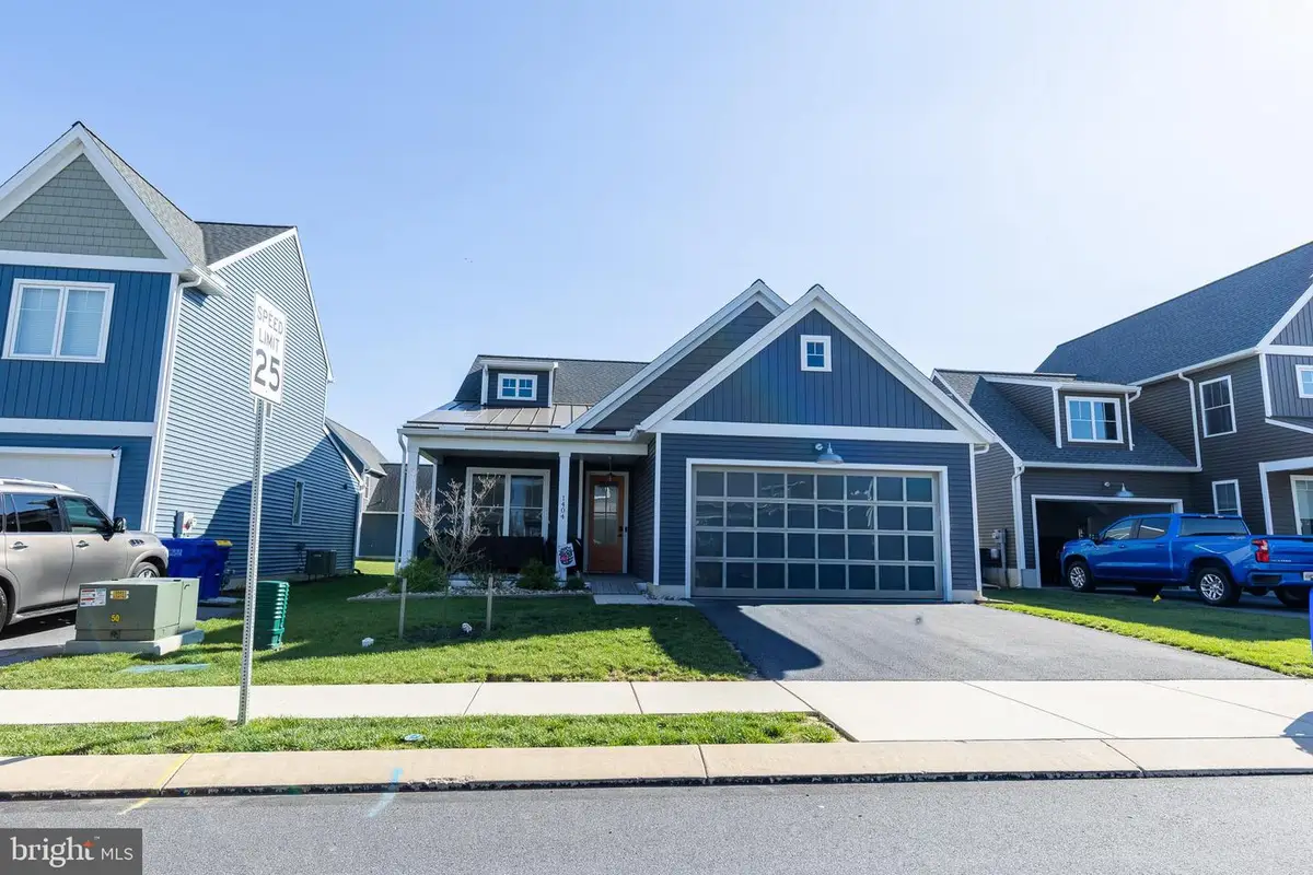 1404 Barrington Dr, Mount Joy, PA 17552 - #1