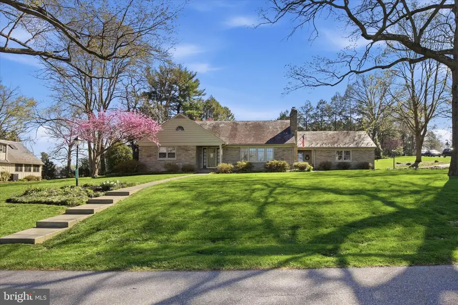 2180 W Ridge Dr, Lancaster, PA 17603 - #3