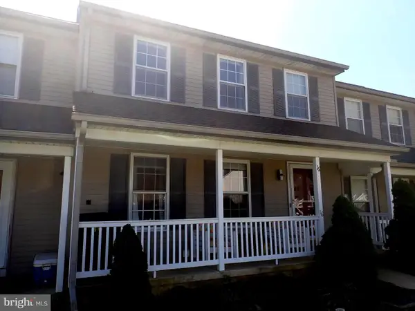 16 Cold Stream Dr, LANCASTER, PA 17603