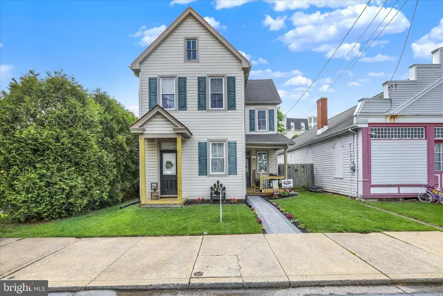 127 Church Ave, Ephrata, PA 17522 - #3