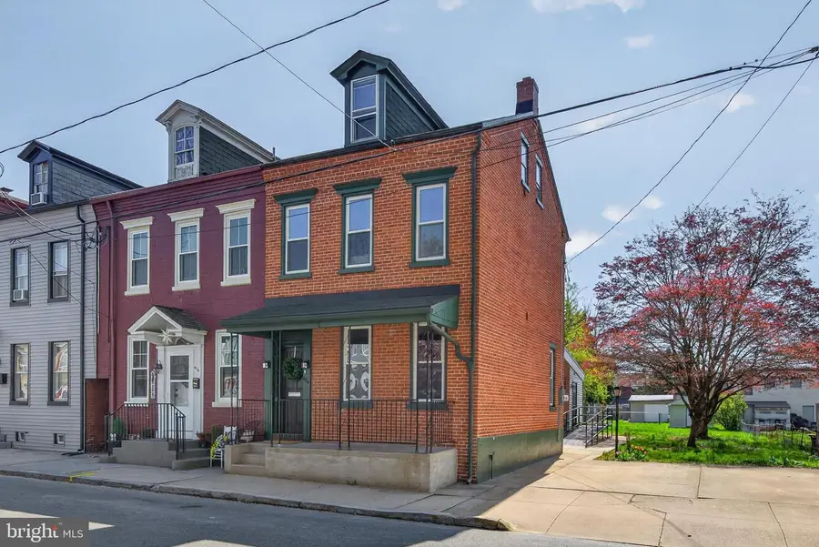 632-634 Chestnut St, Columbia, PA 17512 - #2