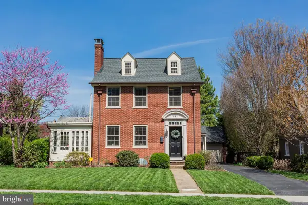 927 Martha Ave, LANCASTER, PA 17601