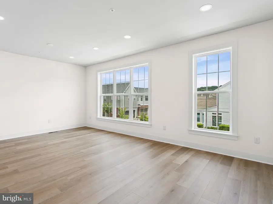 1132 Alden St, Mount Joy, PA 17552 - #3