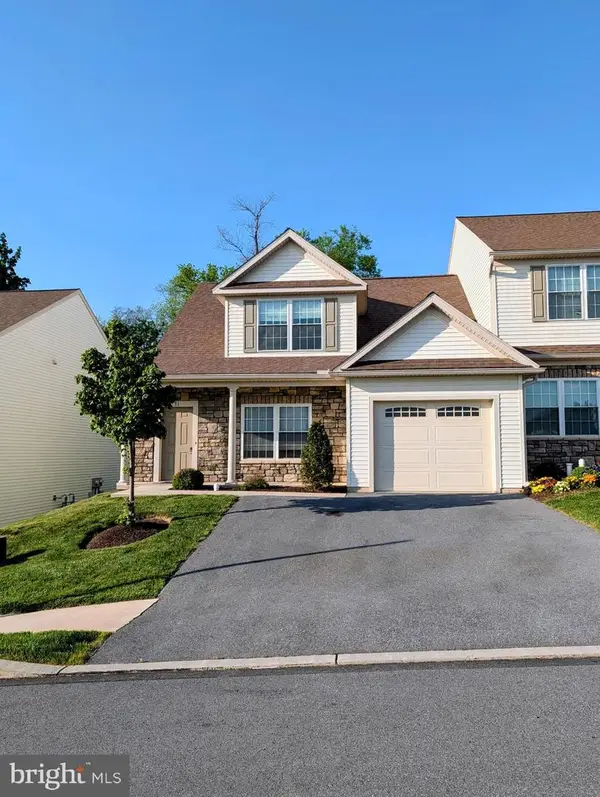 31 Maize Cir, ELIZABETHTOWN, PA 17022