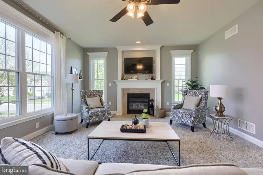 328 Cobblers Ct, Lititz, PA 17543 - #2