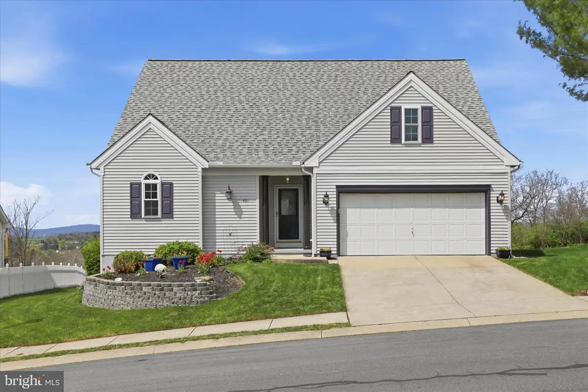 407 Lake St, Ephrata, PA 17522 - #1