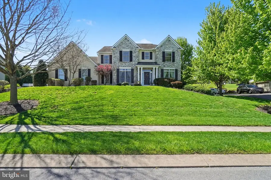 2118 Meadow Ridge Dr, Lancaster, PA 17601 - #2