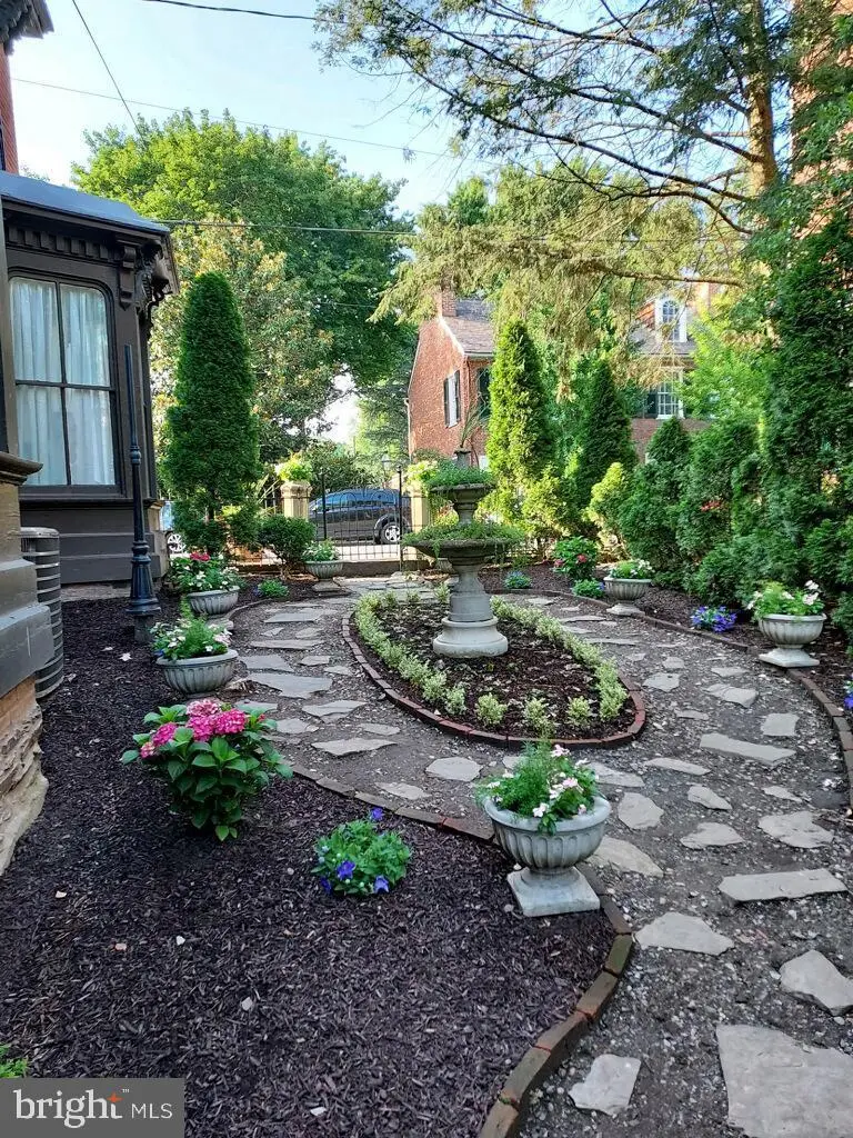 225 W Market St, Marietta, PA 17547 - #3