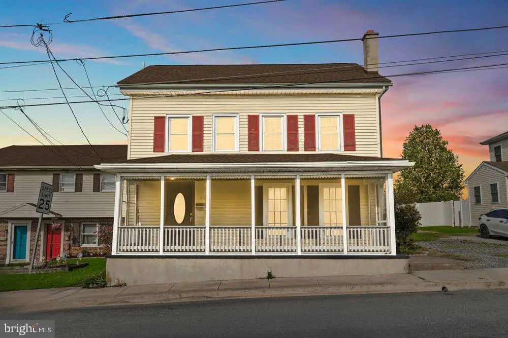 1377 Apple St, Ephrata, PA 17522 - #1