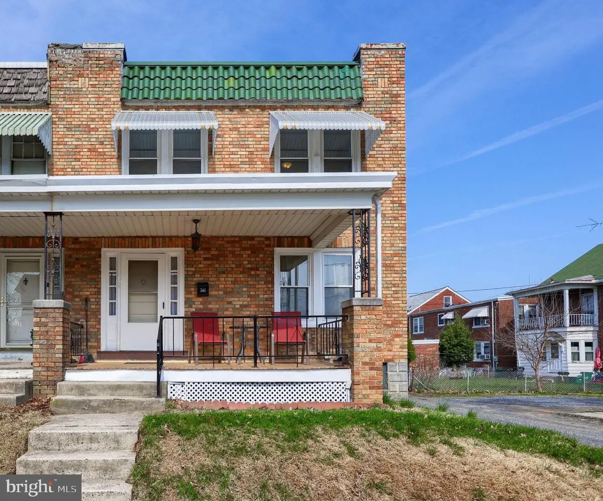 561 Burrowes Ave, Lancaster, PA 17602 - #1