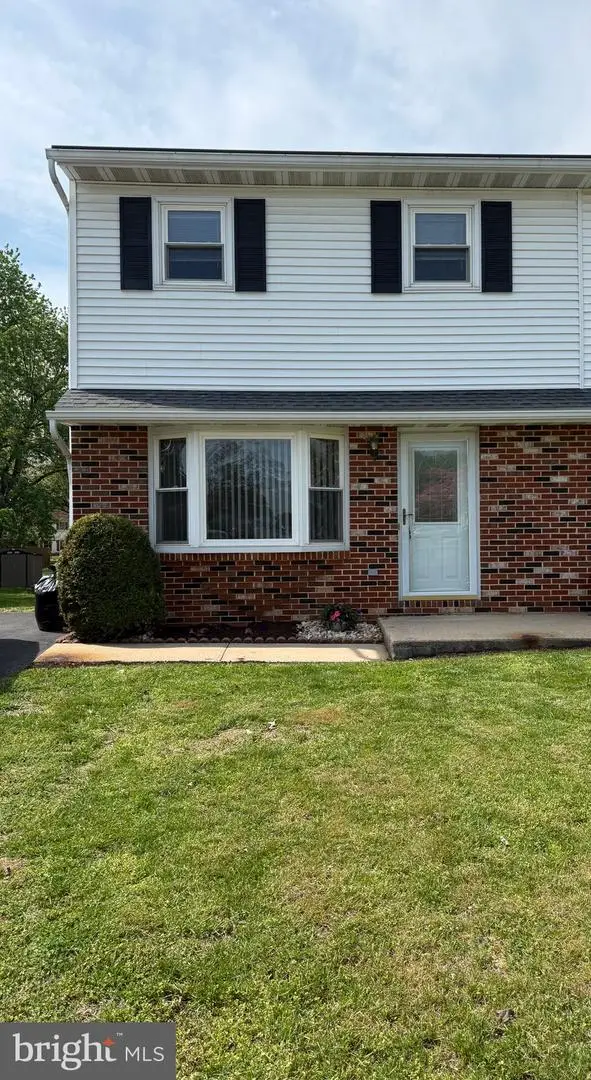 467 S Plum St, Mount Joy, PA 17552 - #3