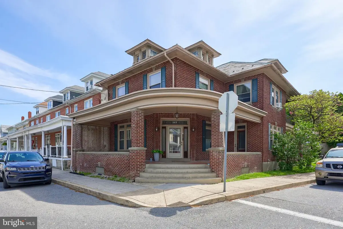 287 Duke St, Ephrata, PA 17522 - #1