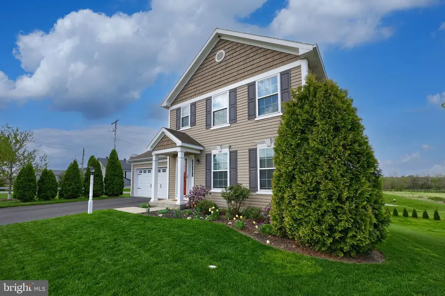 100 Kenneth Dr, Leola, PA 17540 - #3