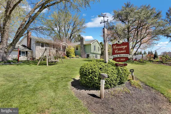 3705 E Newport Rd, INTERCOURSE, PA 17534