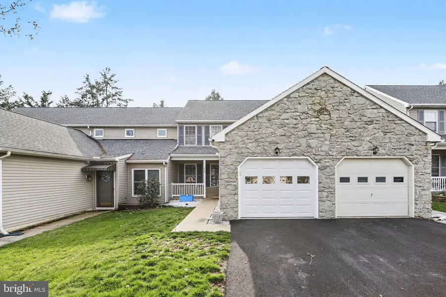 458 Meadowlark Ln, Manheim, PA 17545 - #3