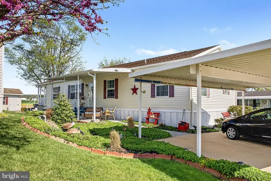 734 Pine Blvd, New Providence, PA 17560 - #2