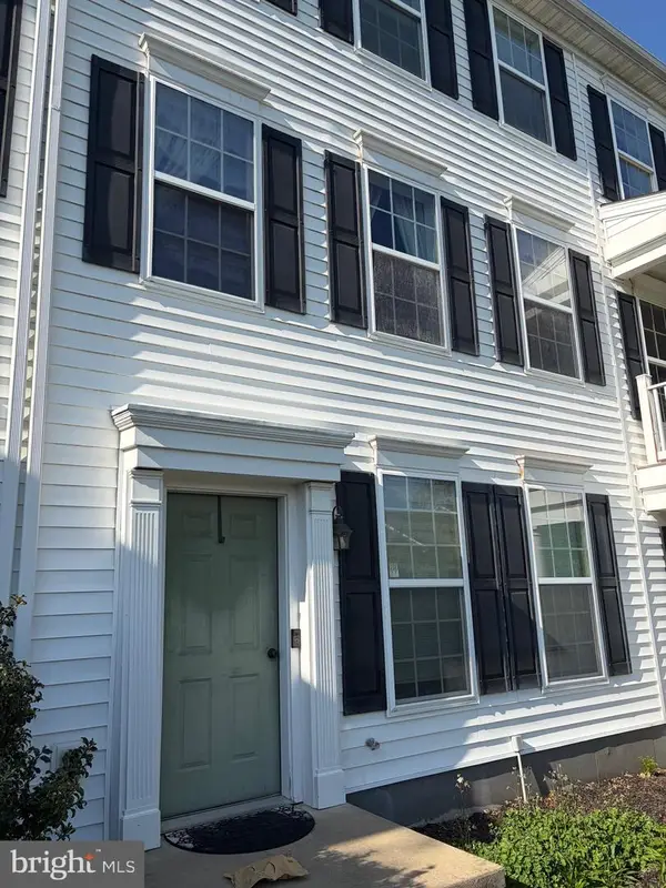 186 N Melhorn Dr, MOUNT JOY, PA 17552