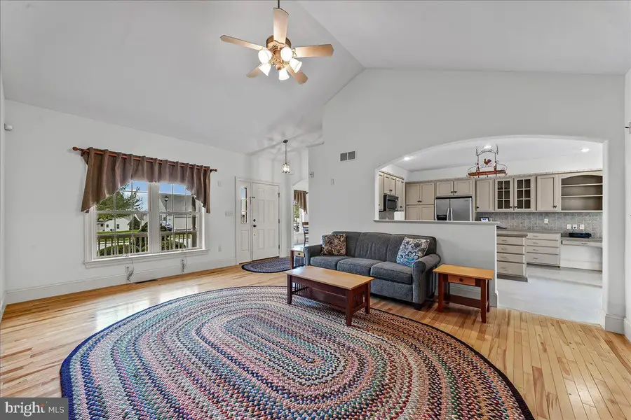 1424 Martin St, East Earl, PA 17519 - #3