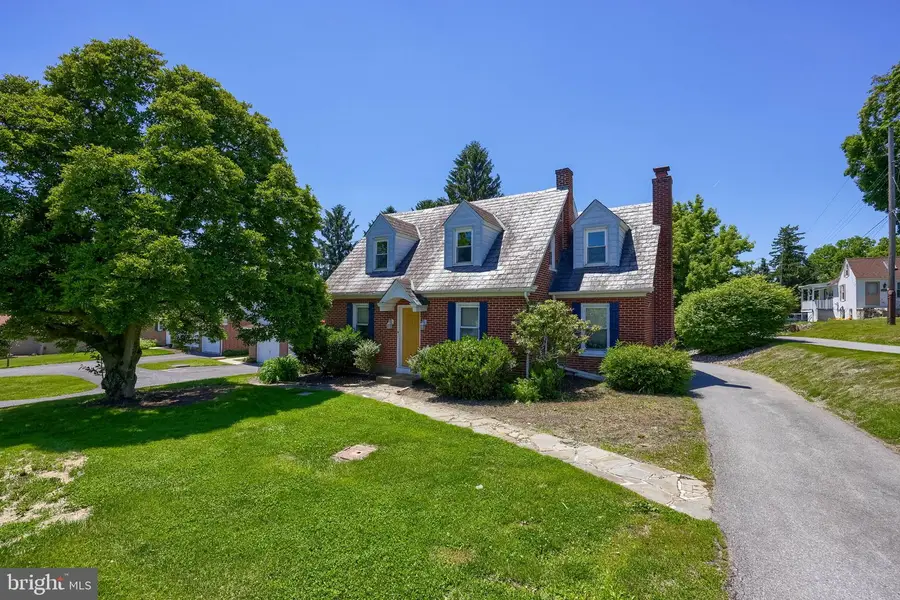 2162 Millersville Rd, Lancaster, PA 17603 - #2