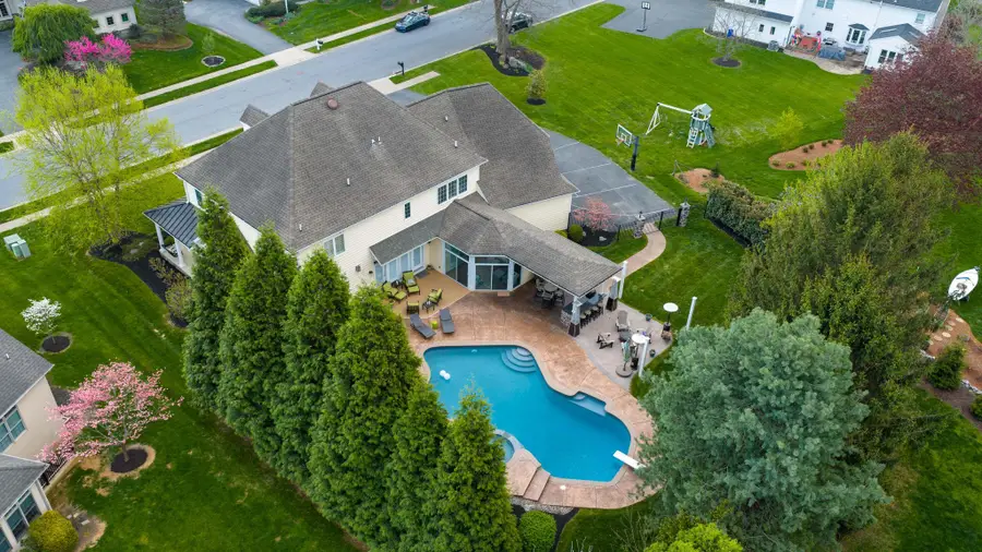 517 Wheatfield Dr, Lititz, PA 17543 - #3