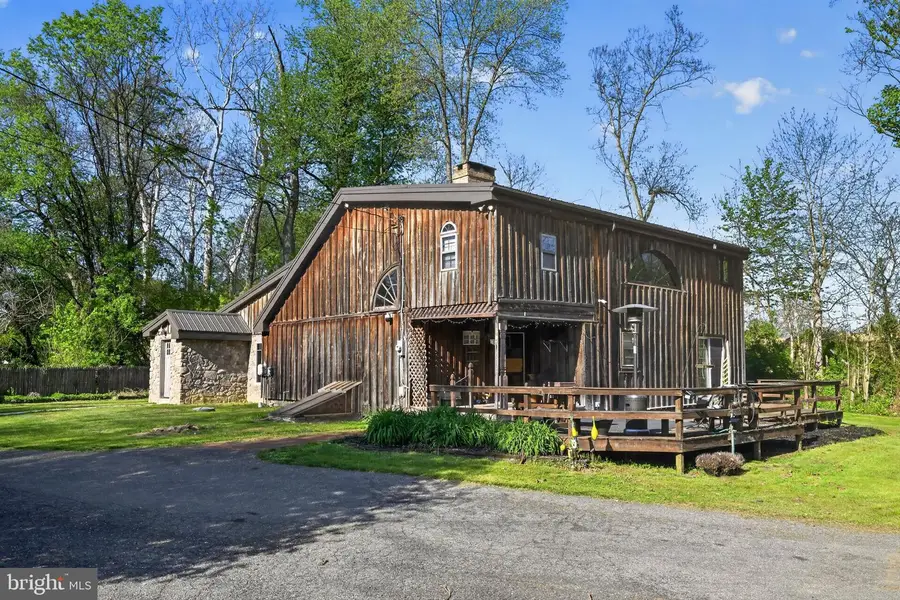 4311 Marietta Ave, Columbia, PA 17512 - #3