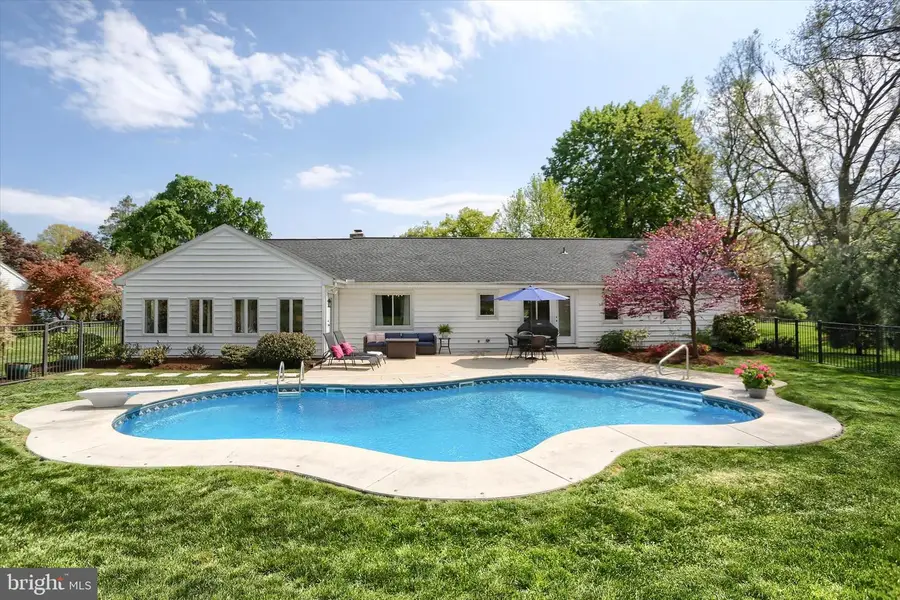 1365 Sunset Dr, Lancaster, PA 17601 - #2