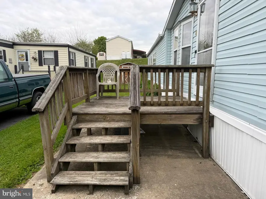 126 Ridgewood Mnr, Manheim, PA 17545 - #3