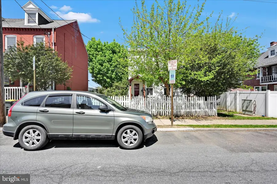 745 E Marion St, Lancaster, PA 17602 - #3