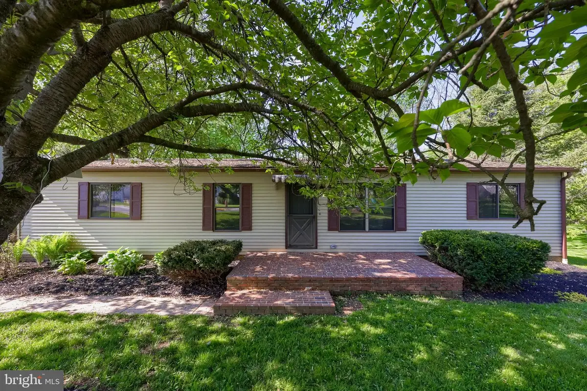 62 W Slokom Ave, Christiana, PA 17509 - #1