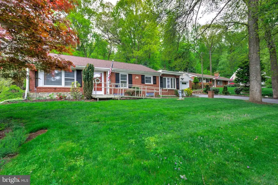 2584 Spring Valley Rd, Lancaster, PA 17601 - #3