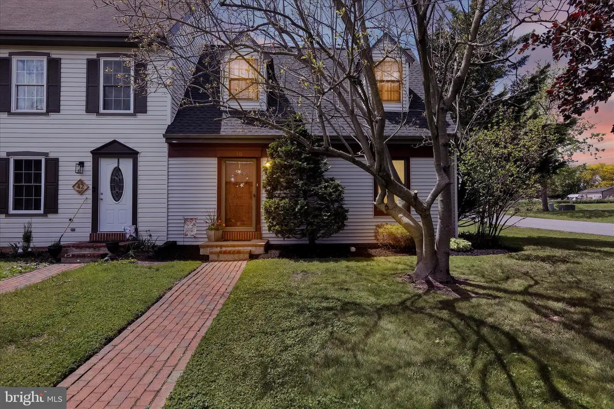 40 Carriage House Dr, Willow Street, PA 17584 - #1