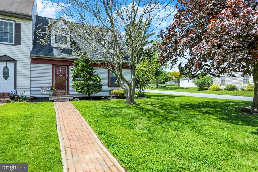 40 Carriage House Dr, Willow Street, PA 17584 - #2