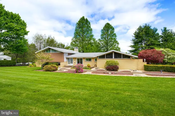 2149 Stonecrest Dr, LANCASTER, PA 17601