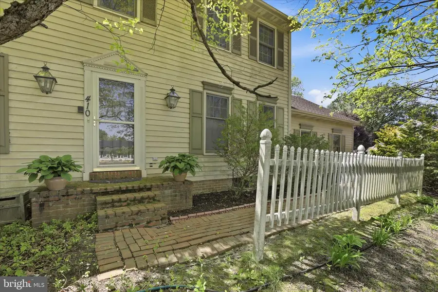 410 Cardinal Ct, Lancaster, PA 17603 - #2