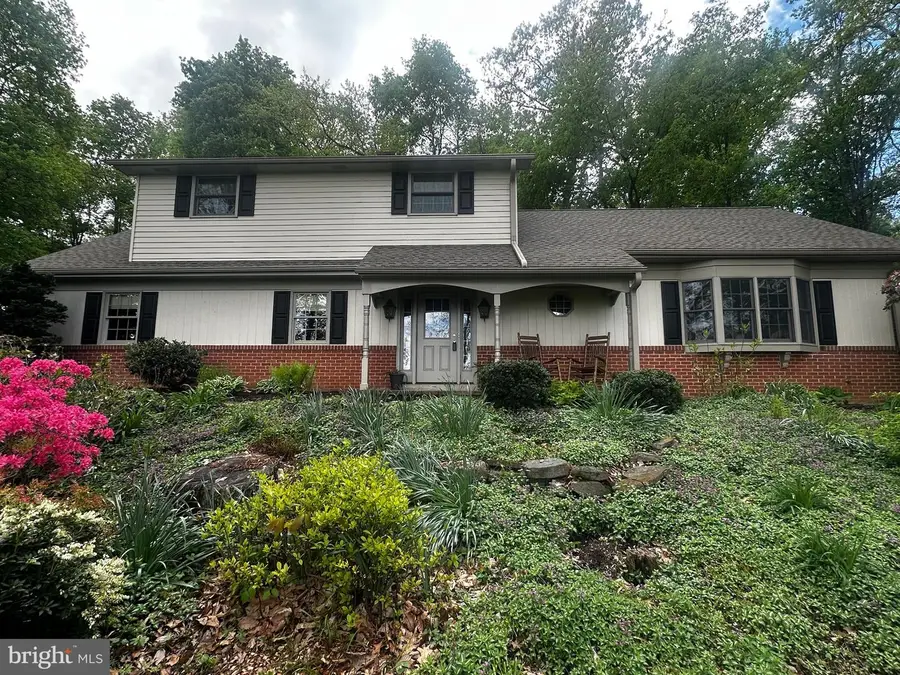 105 Northview Rd, Lititz, PA 17543 - #3