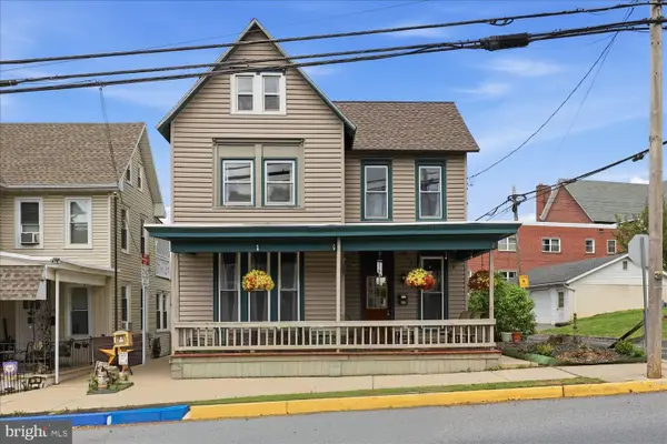 22 S 4th St, DENVER, PA 17517